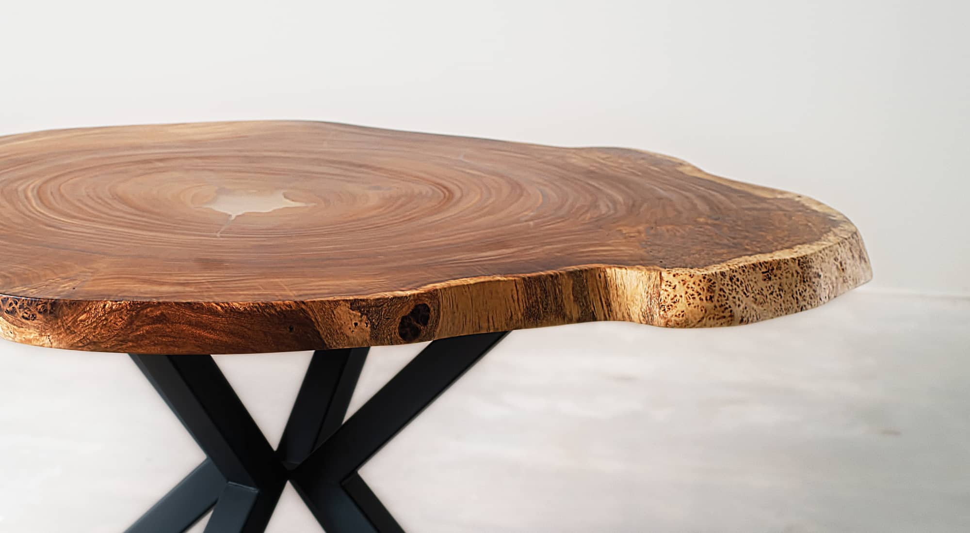 Live Edge Slabs of Portland | Custom Live Edge Tables
